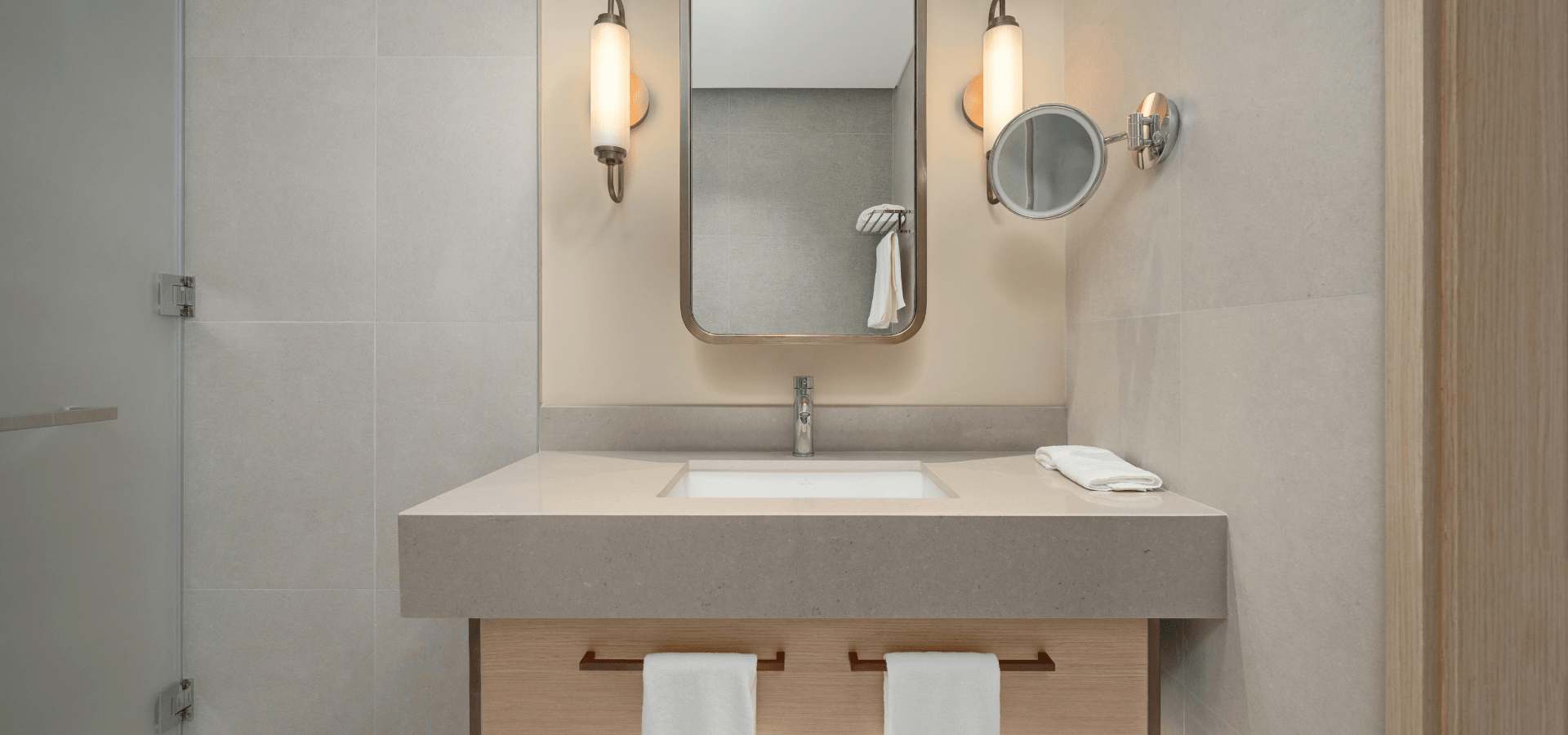 Vanity Design That Works: Storage Drawers, Integrated Power, and Lighting for Flawless Function