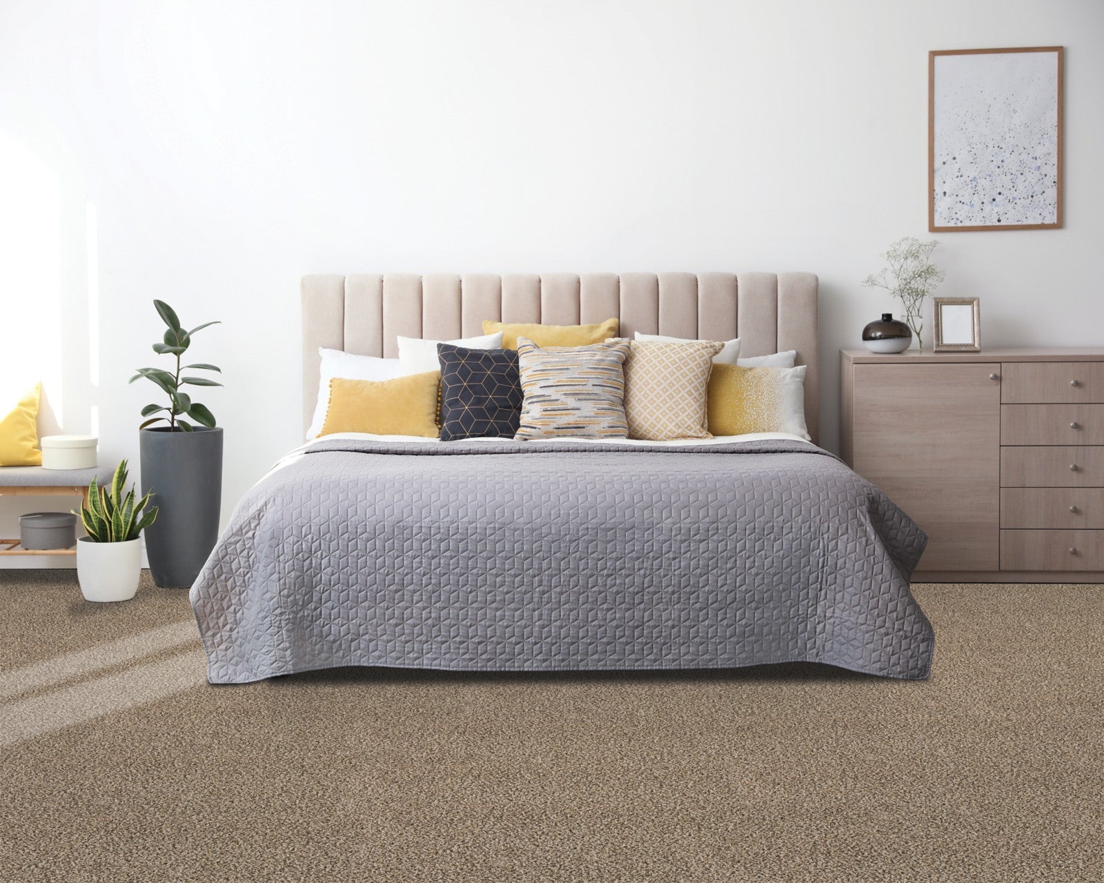 Mohawk Cozy Companion III in Oyster, Carpet room scene