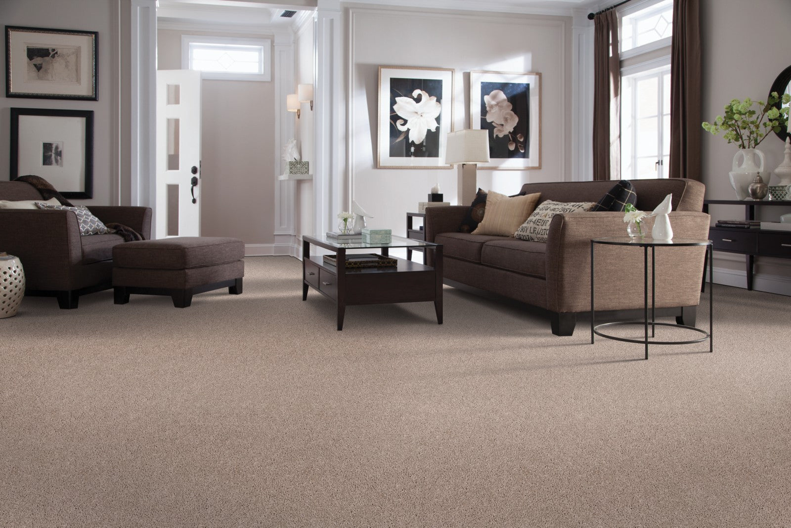 Mohawk Elegant Appeal III in Abyss, Carpet room scene