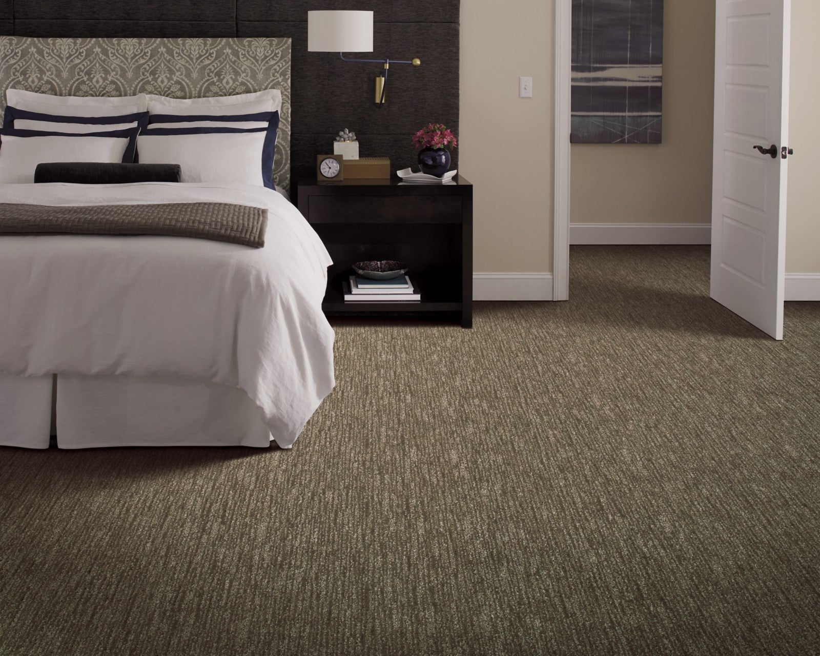 Mohawk Natural Detail in Natural Grain, Carpet room scene
