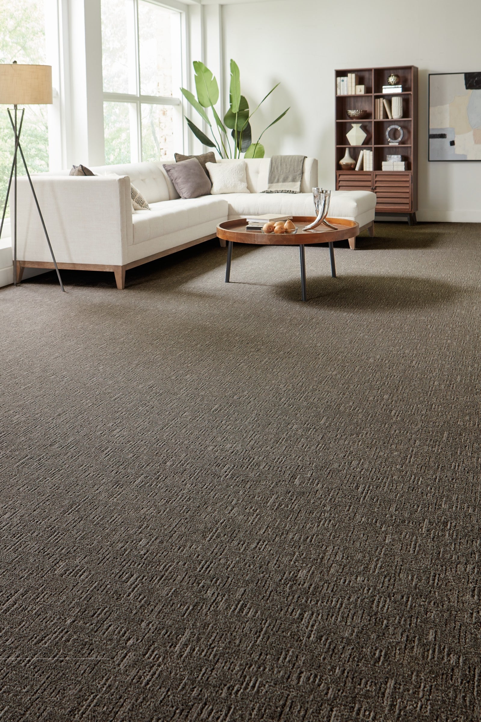 Mohawk Random Nature II in Evening Breeze, Carpet room scene