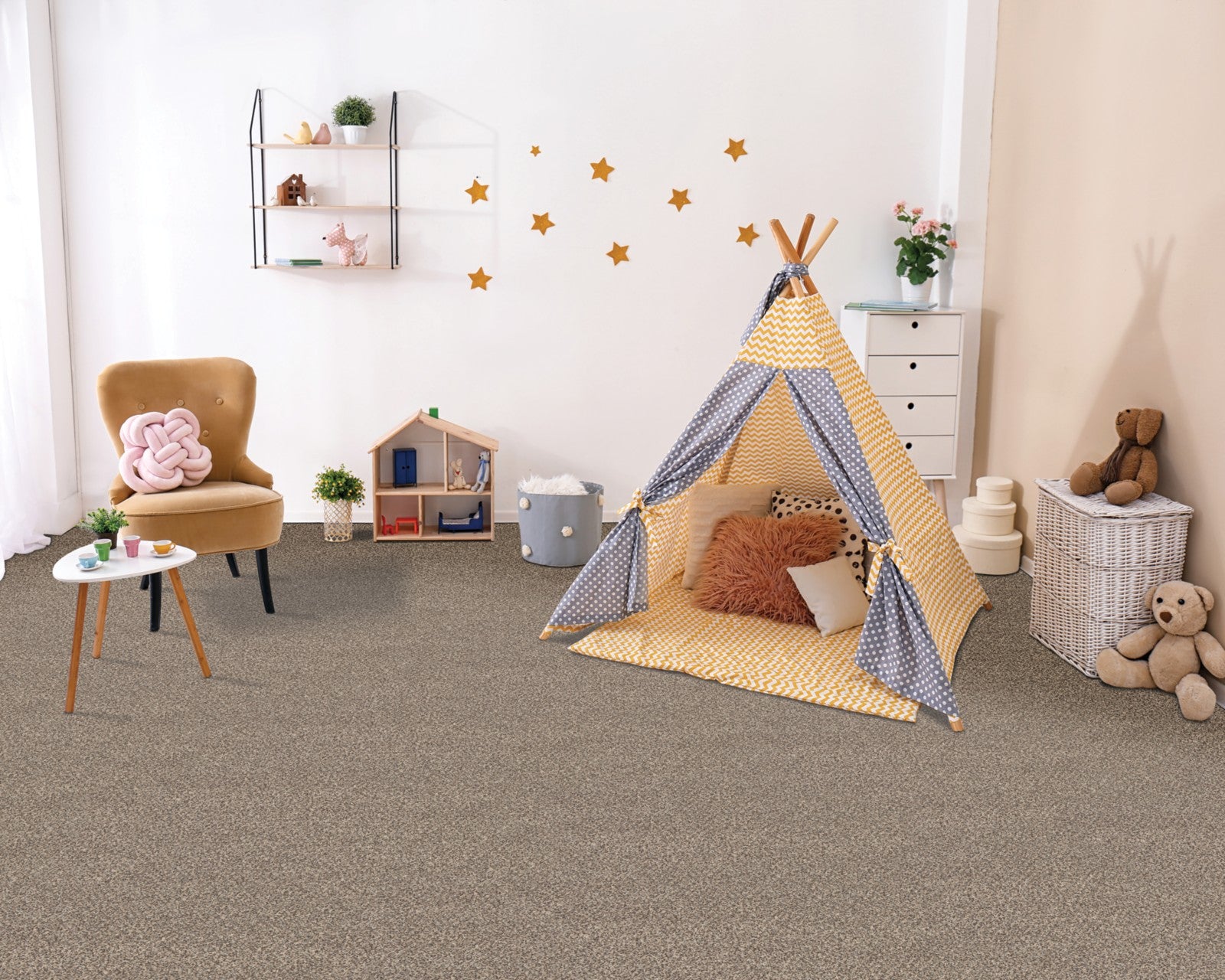 Mohawk Refreshing Charm in Allure, Carpet room scene