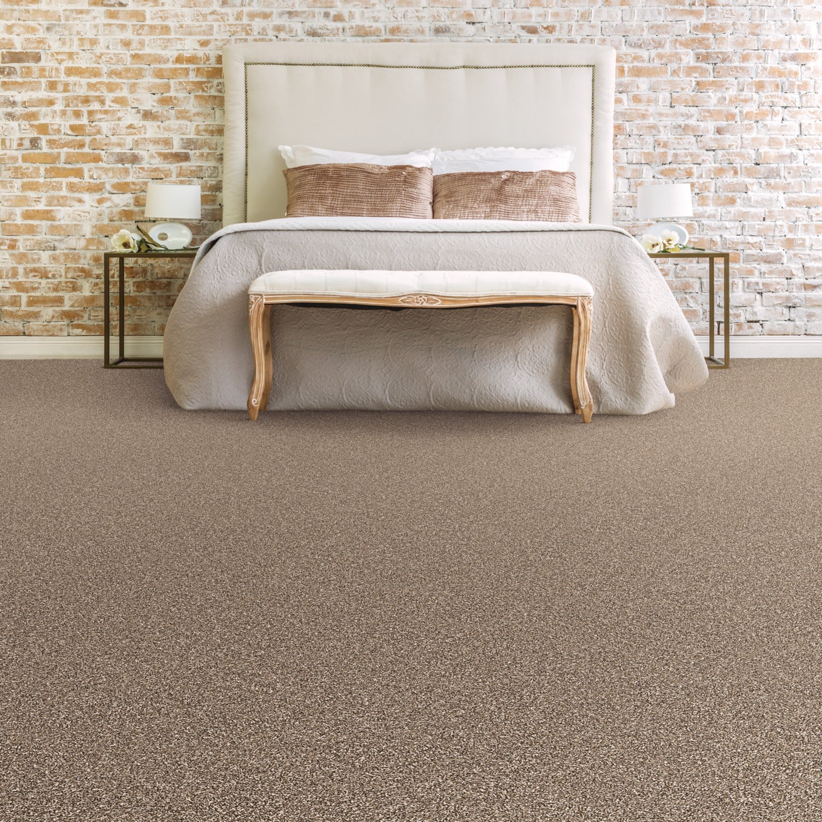 Mohawk Dynamic Quality I in Filigree, Carpet room scene