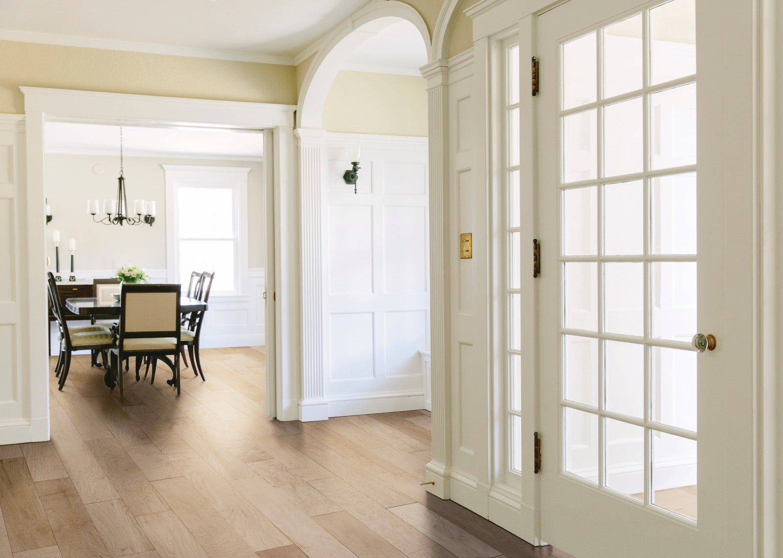 Mohawk Haven Pointe Maple in Whitewashed Maple, Engineered Wood room scene