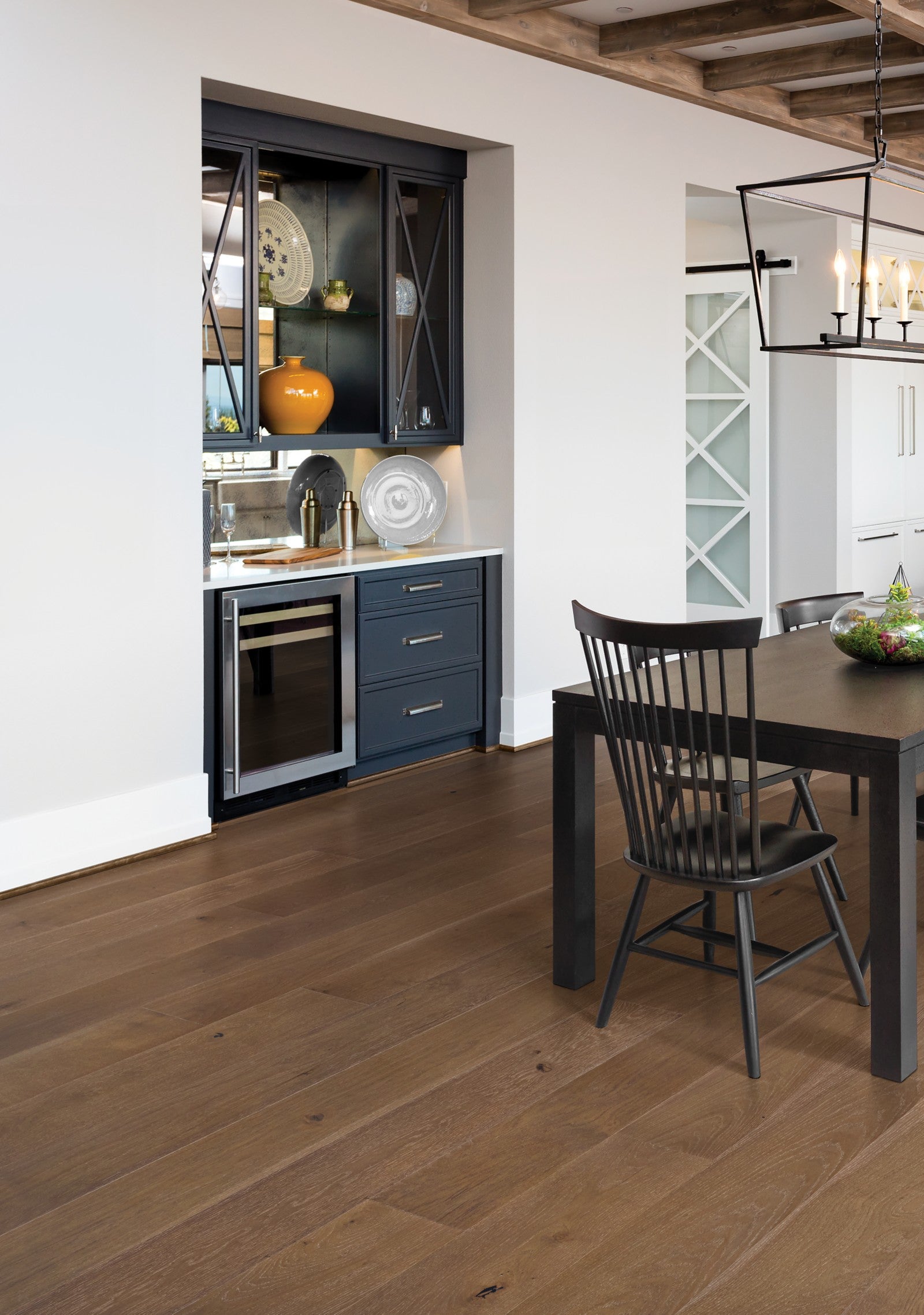 Mohawk Brendwood in Brindle Oak, Engineered Wood room scene
