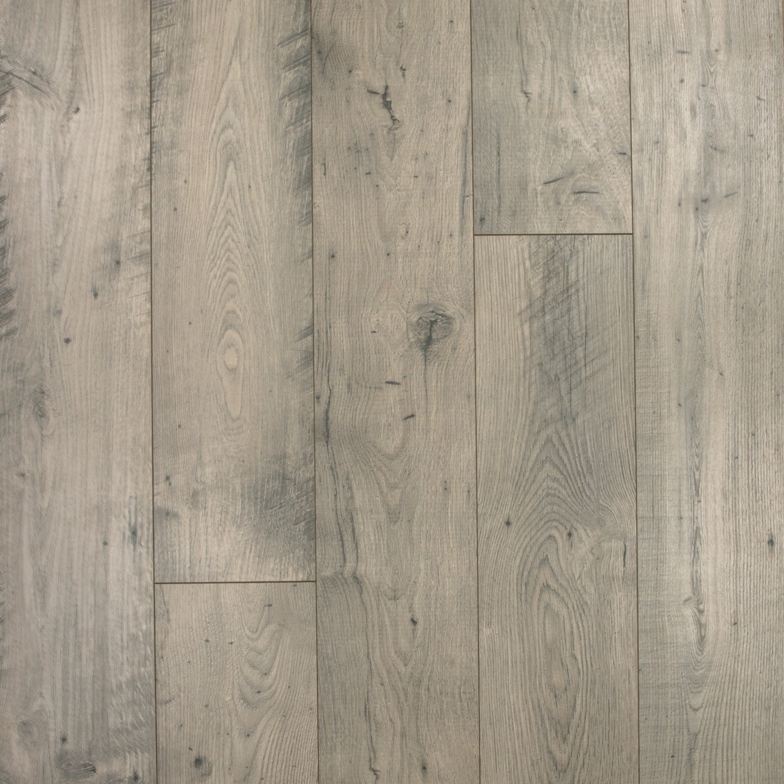 Mohawk Rare Vintage in Silverstone Chestnut, Laminated Wood product detail