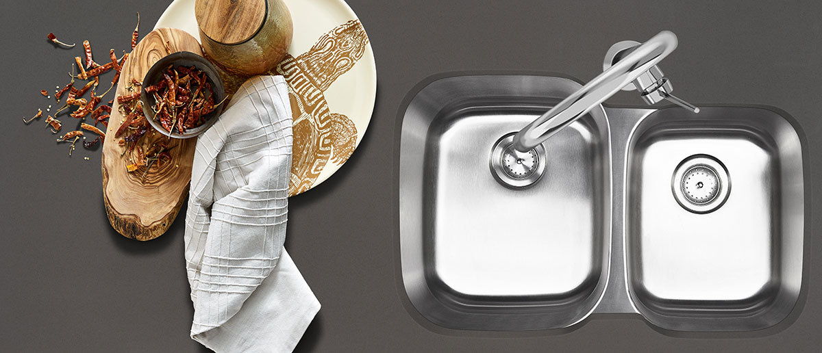 MSI 18G 60/40 — surface detail in natural tonality heavy-gauge undermount single-bowl kitchen sink