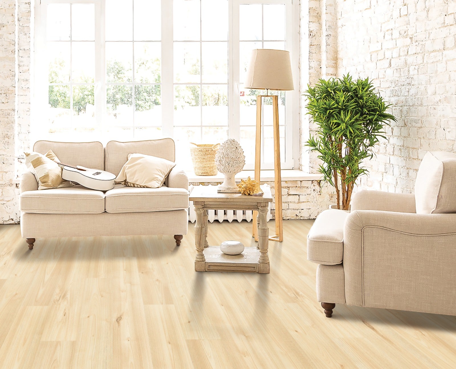 Mohawk Ellenwood in Sand Chestnut, Resilient/Vinyl room scene
