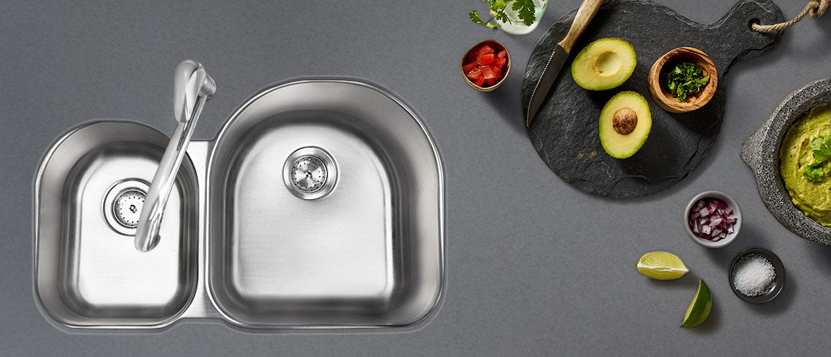 MSI 18G 40/60 — surface detail in natural tonality heavy-gauge undermount single-bowl kitchen sink