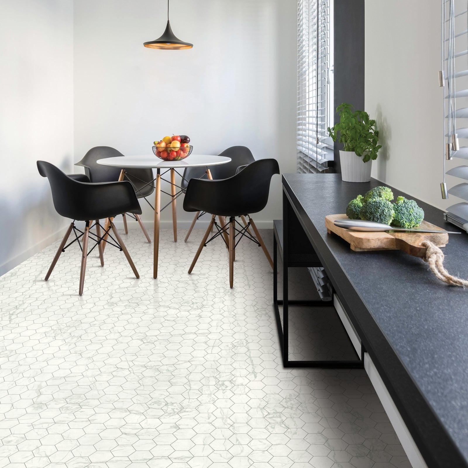 Mohawk Fieldcrest in Nicolette, Resilient/Vinyl room scene