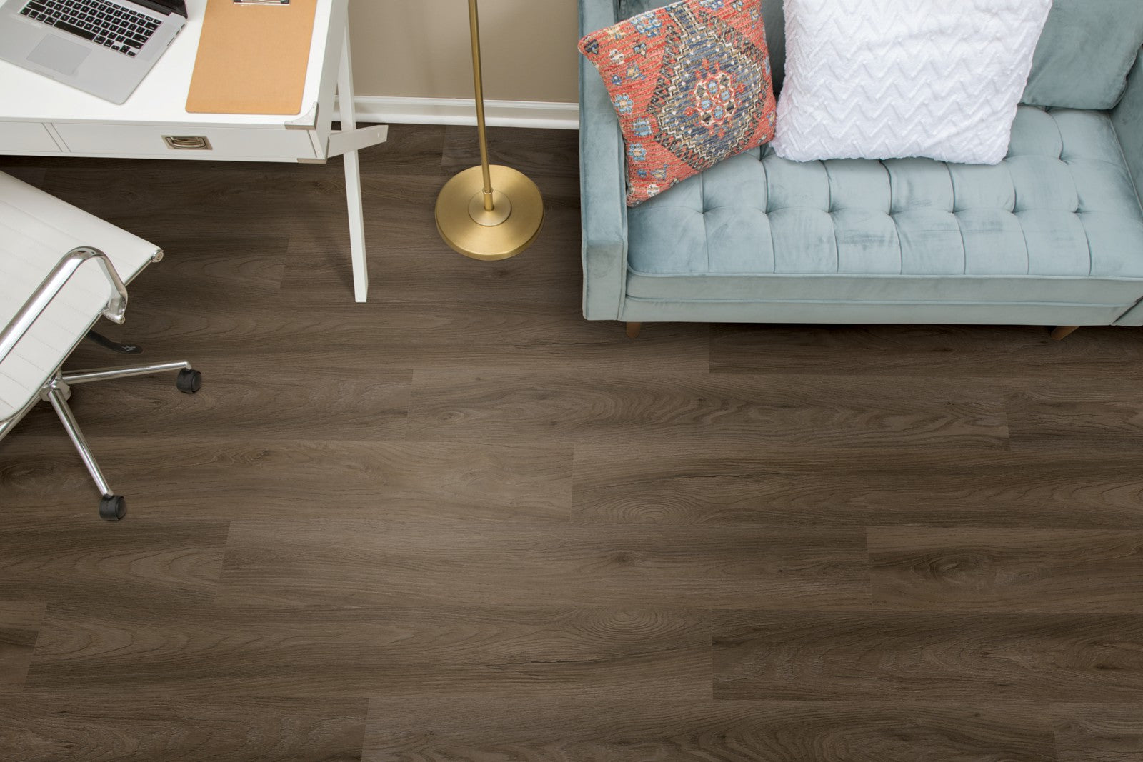 Mohawk Pro Solutions IV in Brindle, Resilient/Vinyl room scene