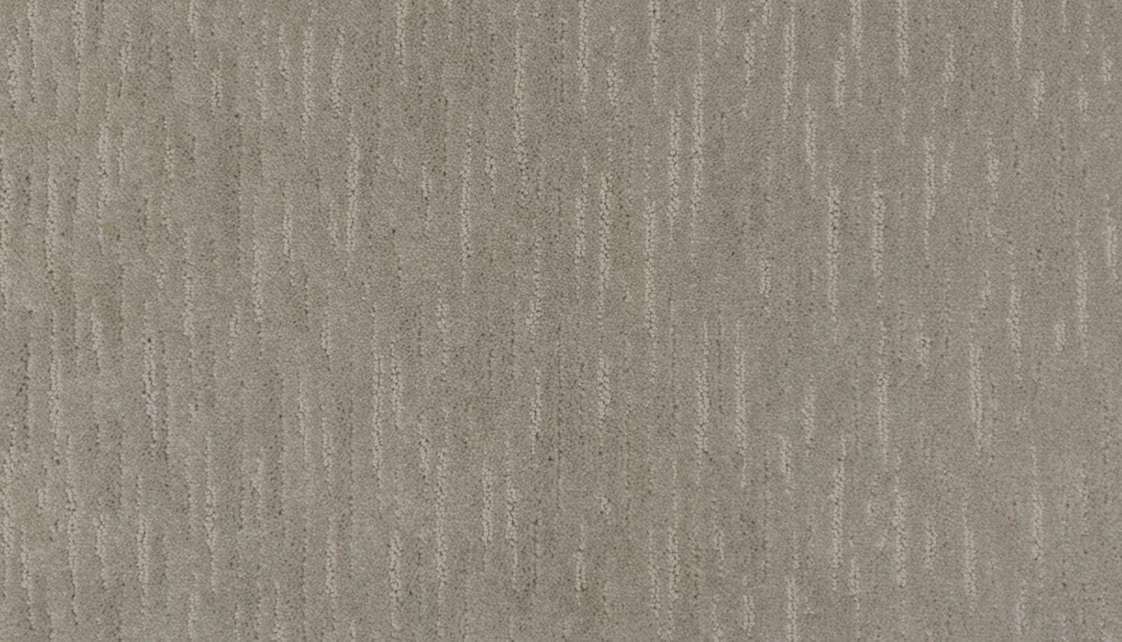 Mohawk Glamorous Style in Thick Fog, Carpet product detail