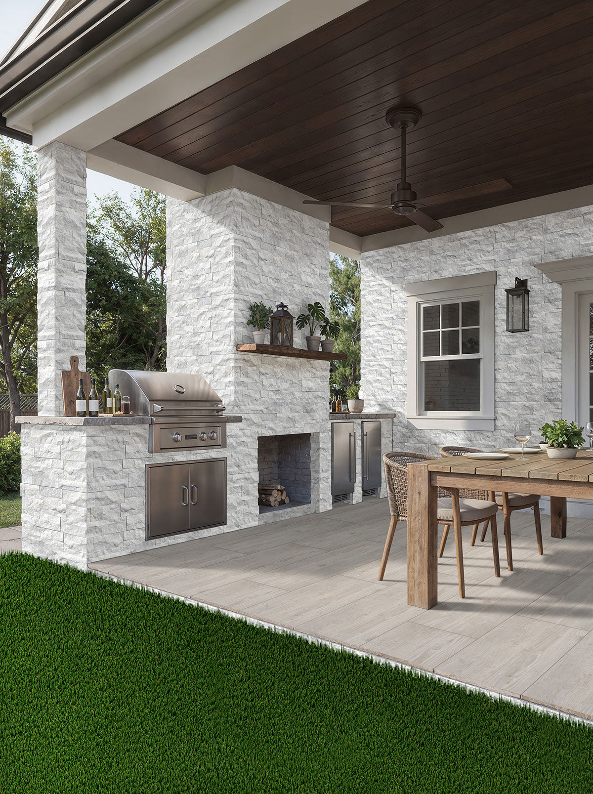 MSI Caldera Grigia Porcelain Paver — surface detail in natural tonality