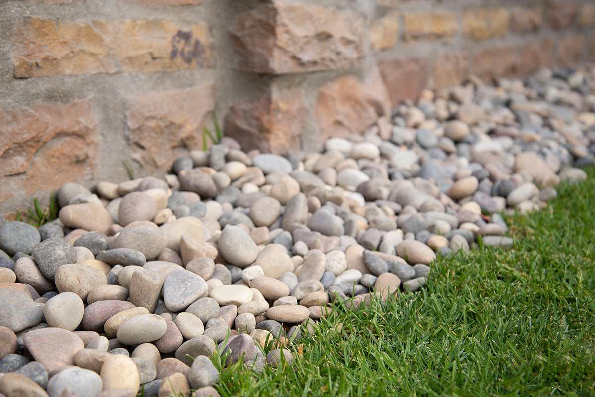 MSI Amazon Multi Pebbles — surface detail in natural tonality