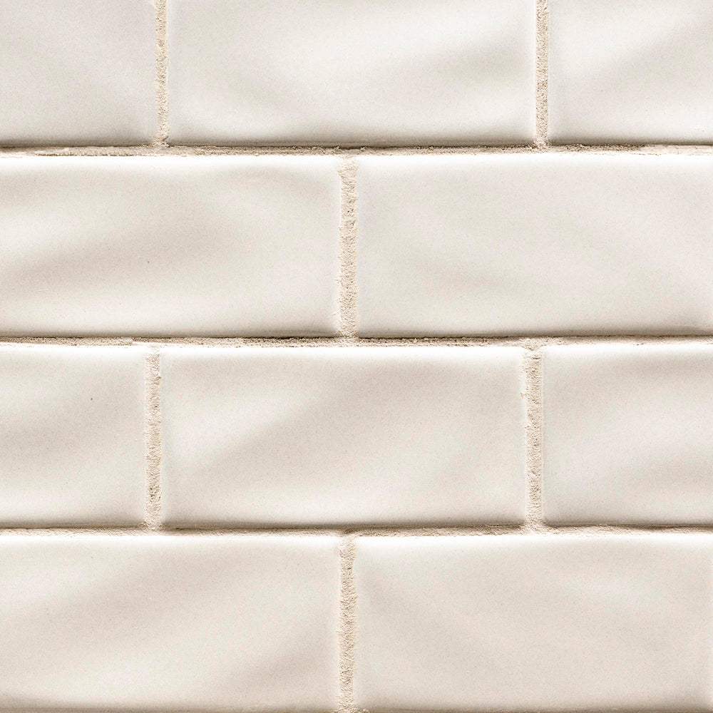 MSI Highland Park Antique White Subway Tile 3x6 — Porcelain Wall Tile in white tonality
