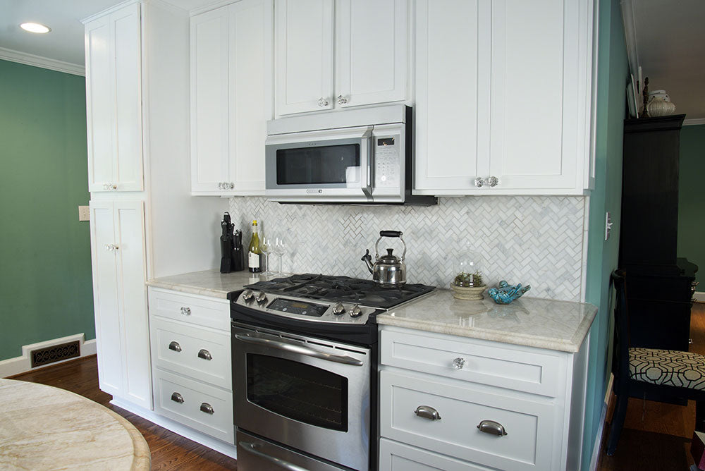 MSI Madreperola — surface detail in natural tonality metamorphic crystalline slab for kitchen install