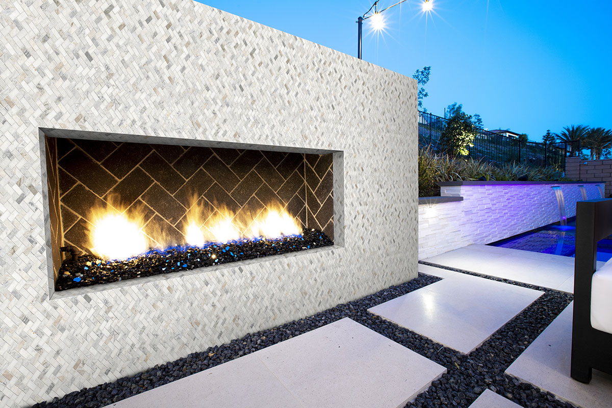 MSI Arabescato Venato Herringbone 1x2 Tile — surface detail in natural tonality
