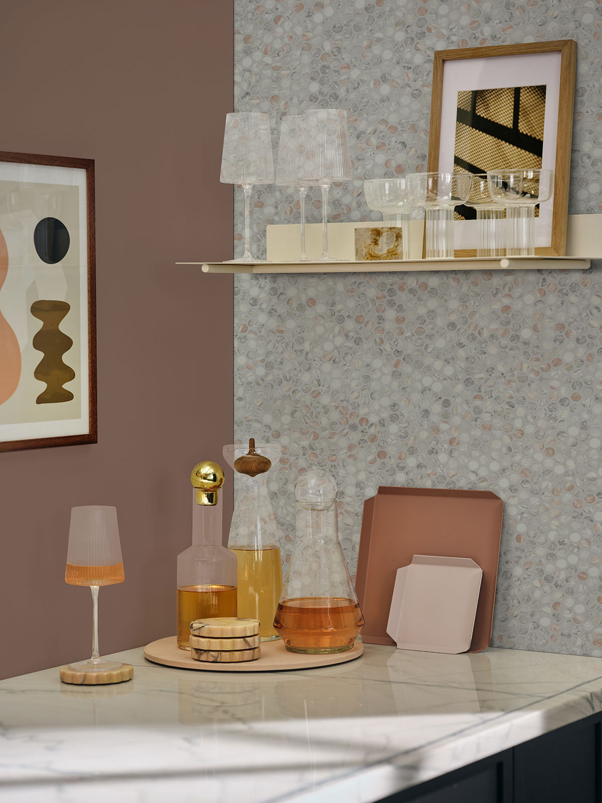 MSI Briar Rosa Penny Round Tile — surface detail in natural tonality