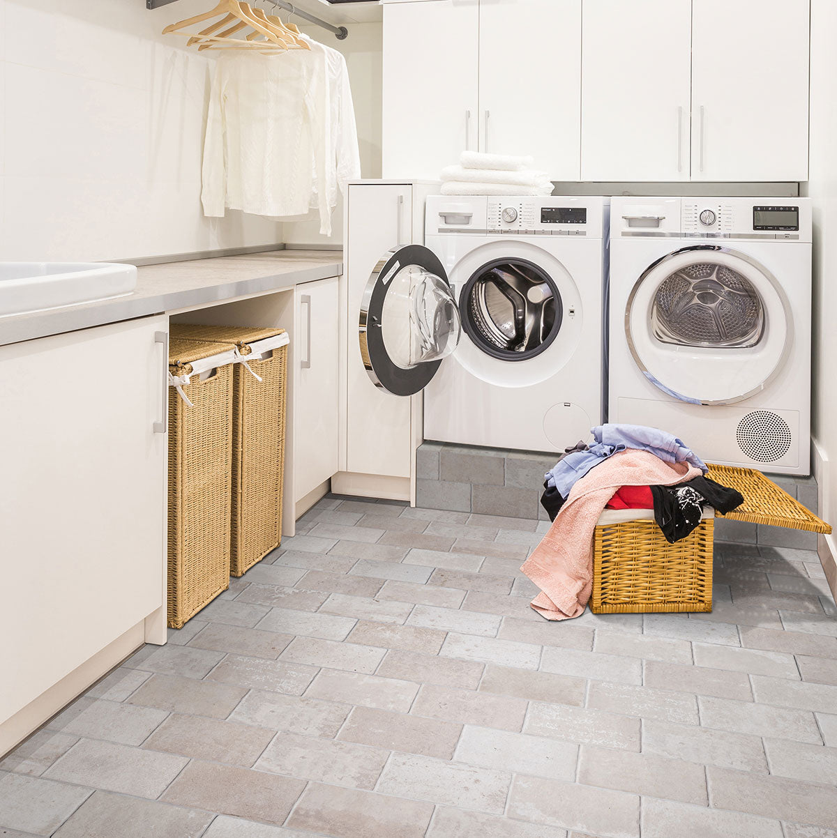 MSI Brickstone Ivory 5x10 Brick Tile — surface detail in ivory tonality