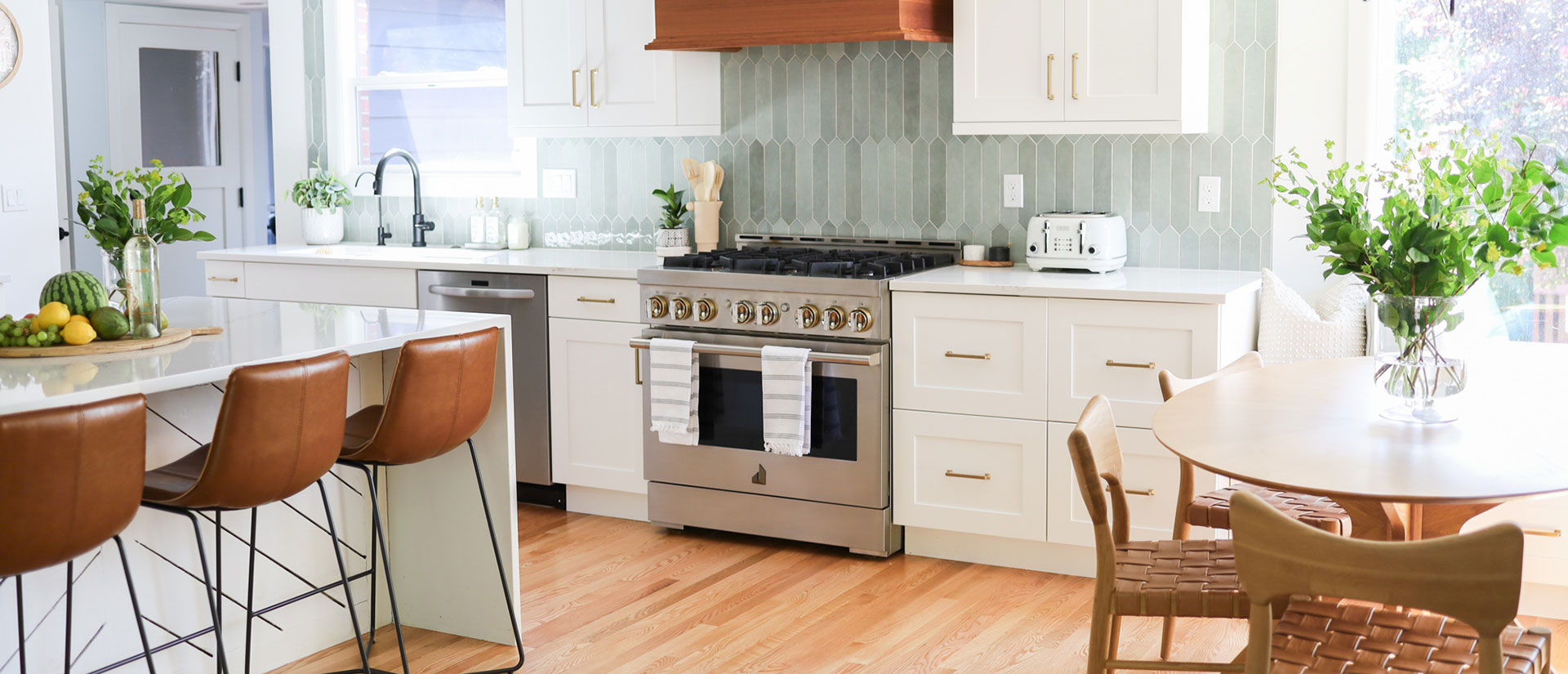 MSI Calacatta Arno quartz countertop room scene, sixth view
