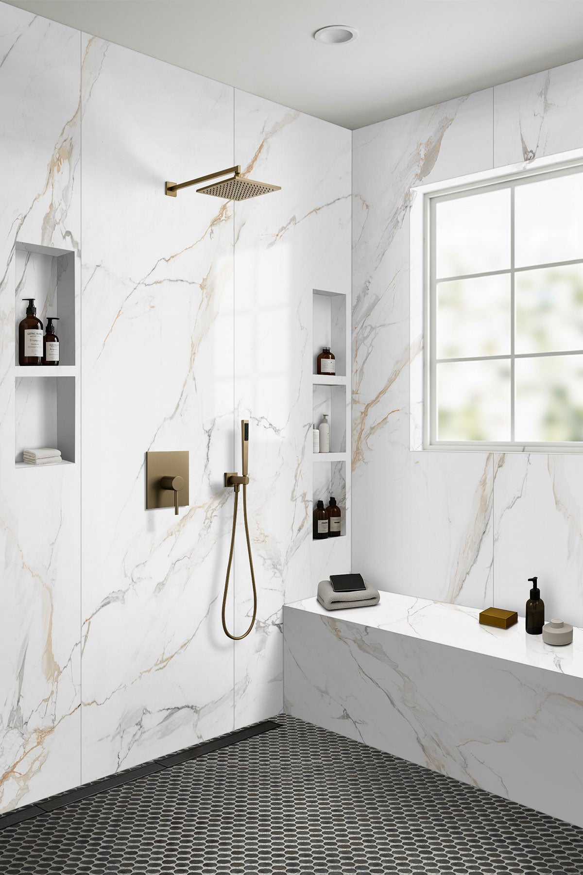 MSI Calacatta Golden Mist 31. — surface detail in natural tonality