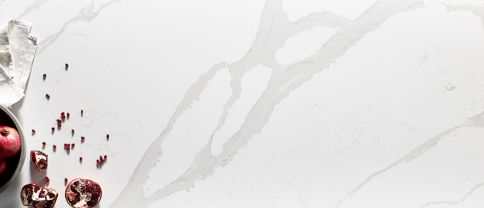 MSI Calacatta Luccia, surface detail in natural tonality engineered slab for kitchen and feature install