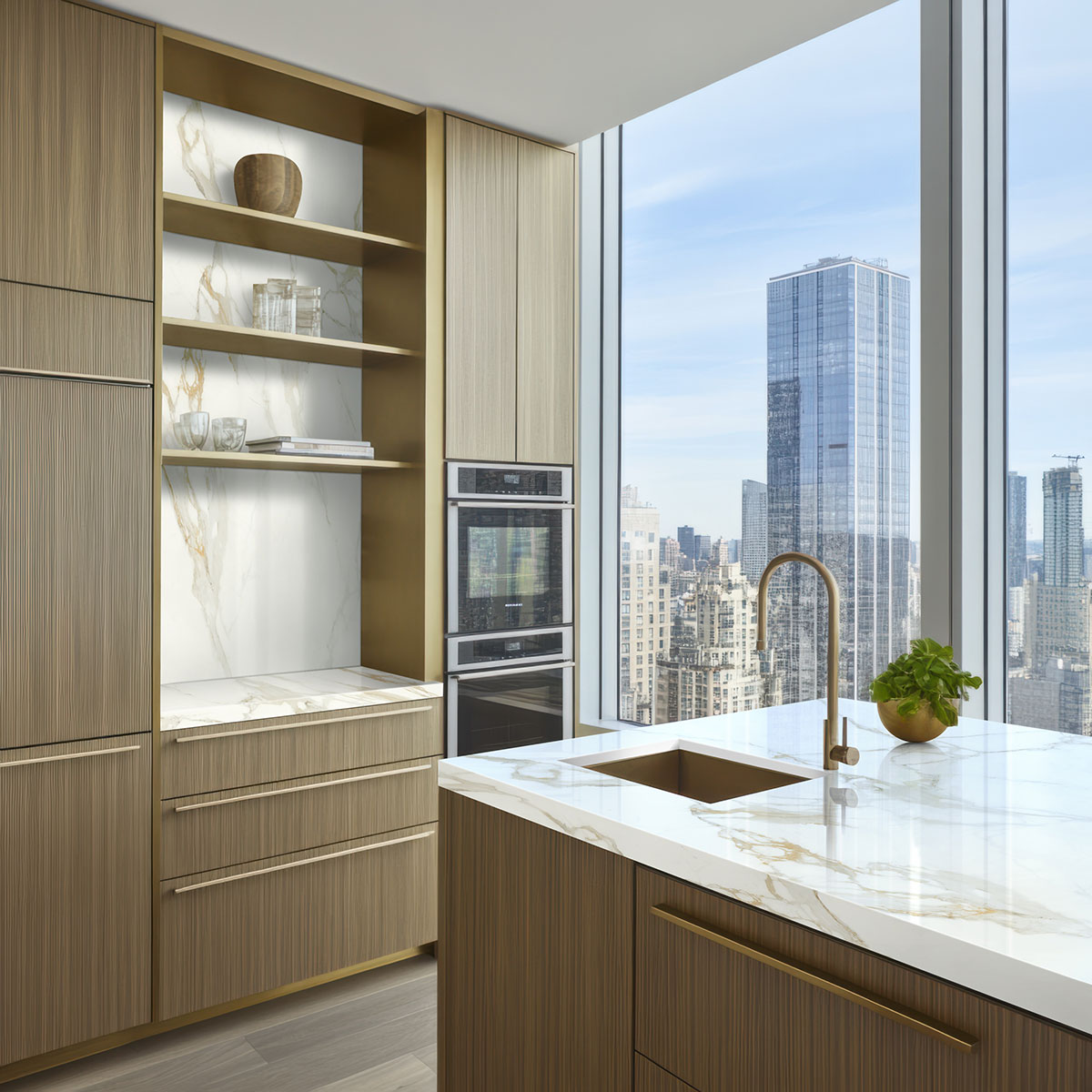 MSI Calacatta Prici — surface detail in natural tonality large-format glazed slab for vertical statement