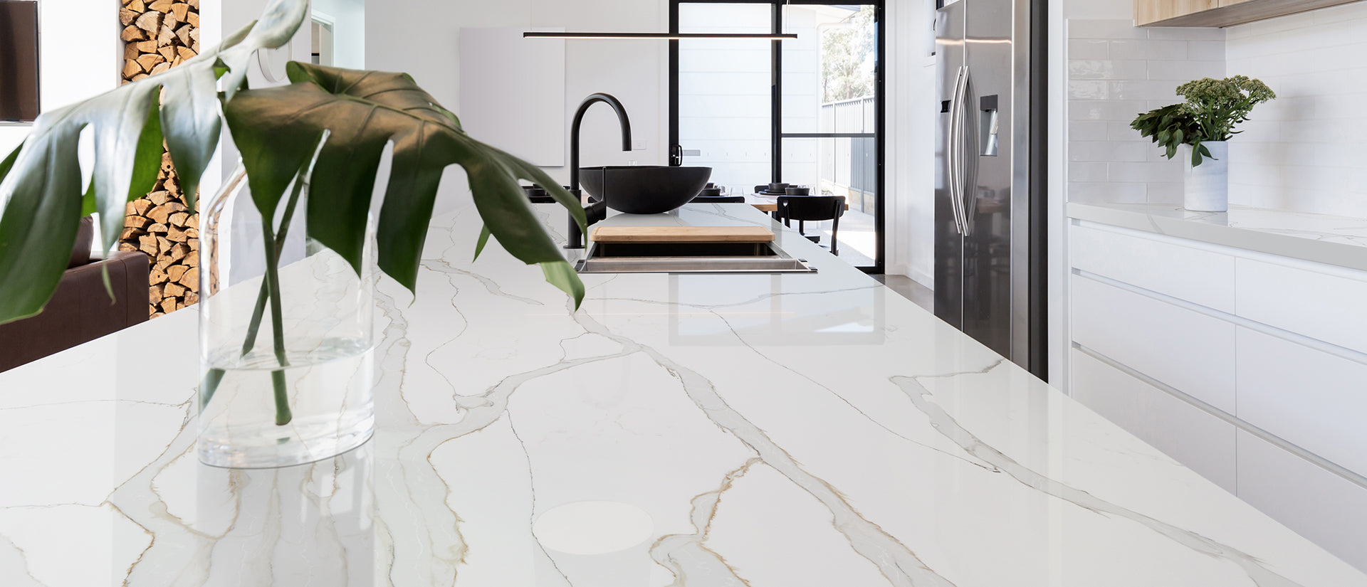 MSI Calacatta Solessio — surface detail in natural tonality engineered slab for kitchen and feature install