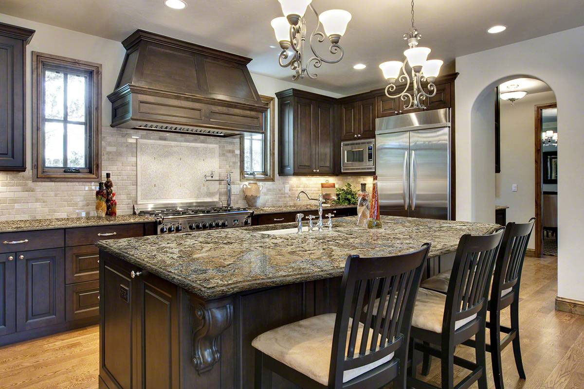 MSI Caravelas Gold — surface detail in gold tonality quarried slab for kitchen and counter install