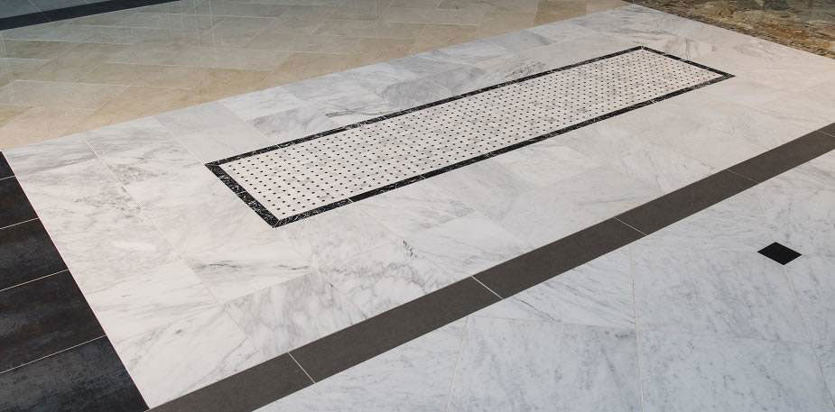 MSI Arabescato Carrara Basketweave Tile — surface detail in natural tonality