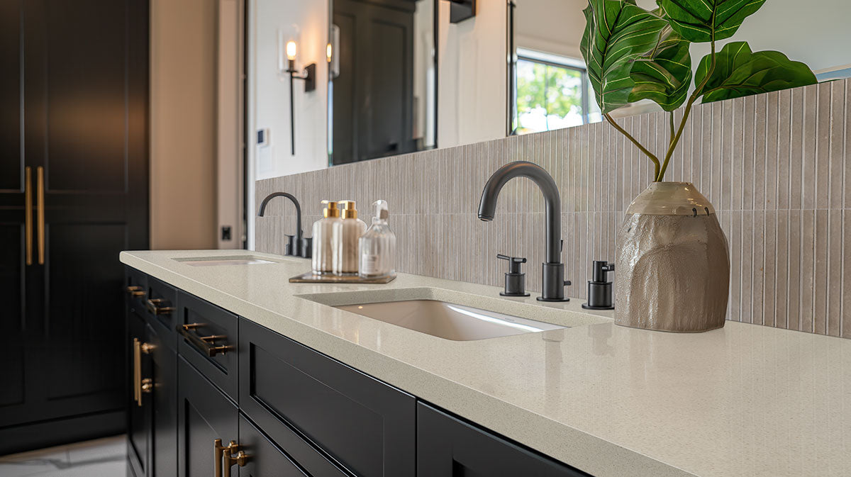 MSI Onyx Grigio — surface detail in natural tonality through-bodied porcelain for full-room install
