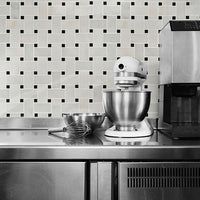 MSI Greecian White Basketweave Pattern Polished — surface detail in white tonality