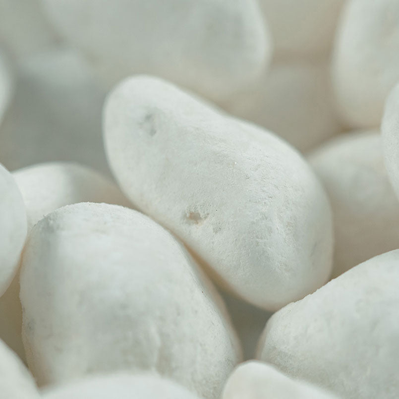MSI Himalaya White Pebbles — surface detail in white tonality