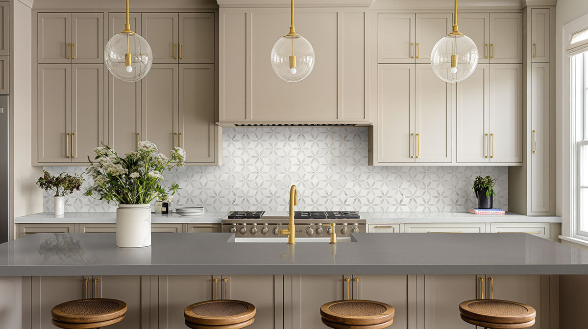 MSI Carrara White La Fleur Marble Tile — surface detail in white tonality