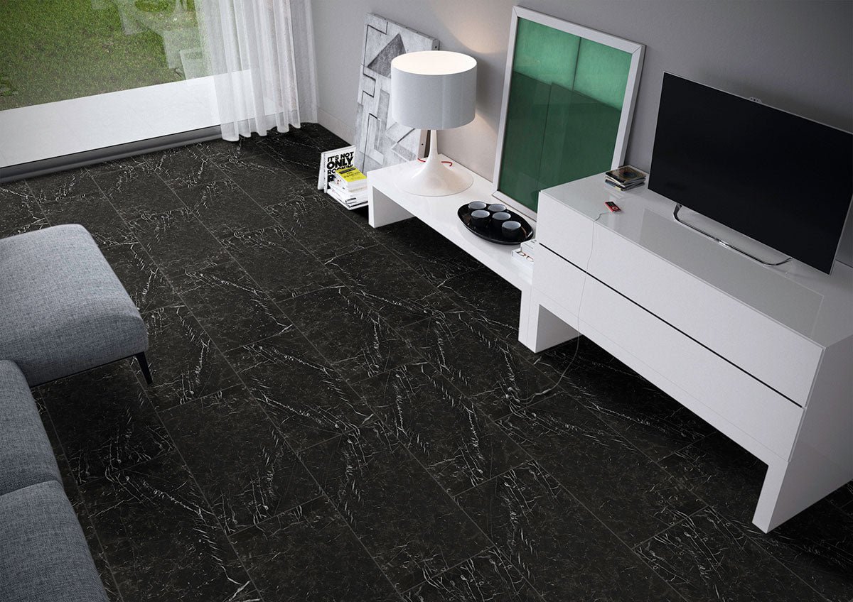 MSI Regallo Marquina Noir — surface detail in natural tonality