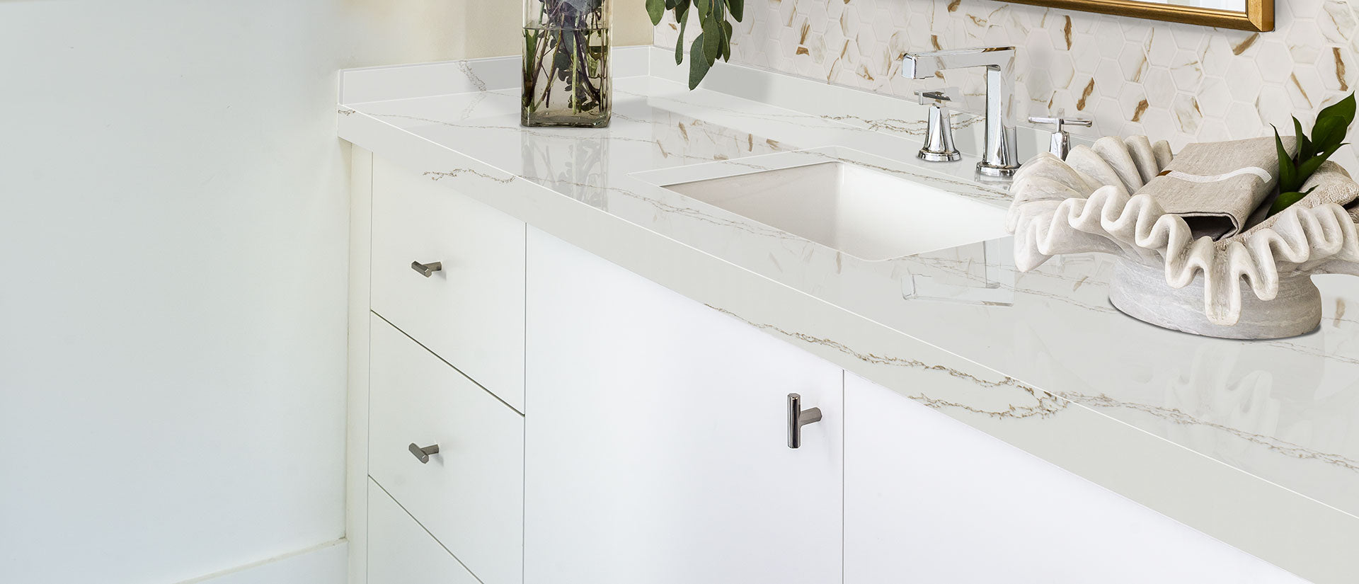 MSI Calacatta Arno, surface detail in natural tonality engineered slab for kitchen and feature install, third view