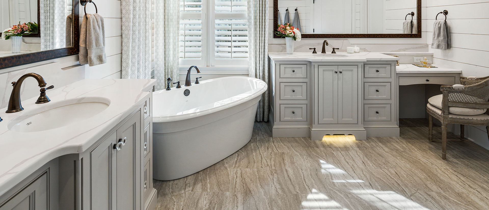 MSI Calacatta Classique, surface detail in natural tonality, fifth view