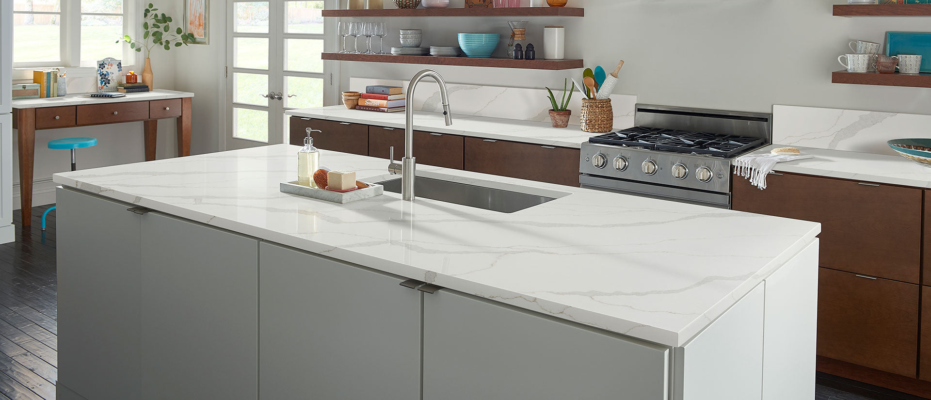 MSI Calacatta Idillio — surface detail in natural tonality engineered slab for kitchen and feature install