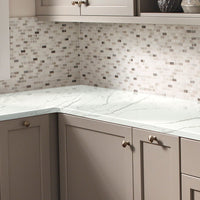 MSI Calacatta Laza Quartz — surface detail in natural tonality