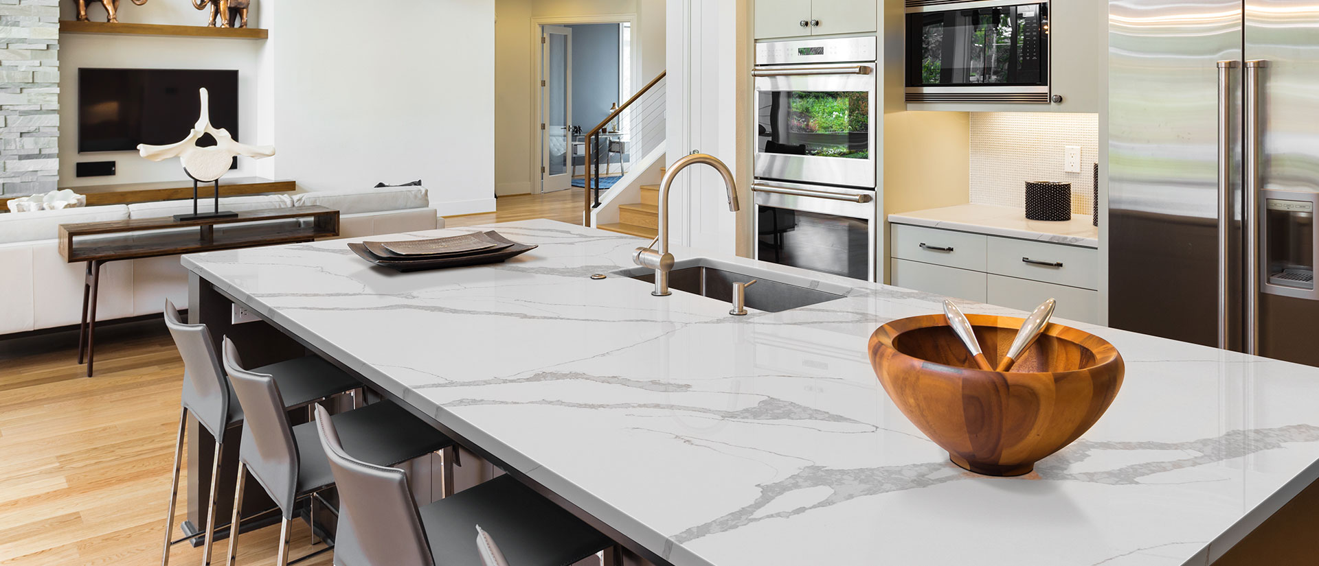 MSI Calacatta Leon - Quartz Island Countertop