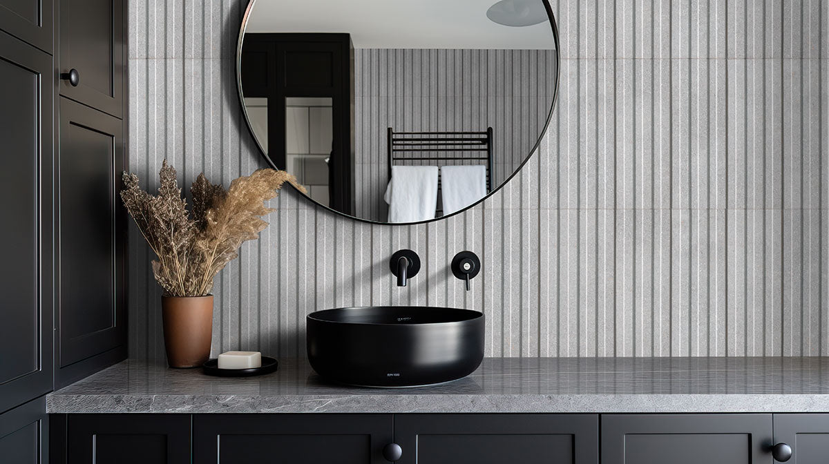 MSI HipHop Sinfonia Hip Hop Ceniza Fluted Tile — surface detail in natural tonality