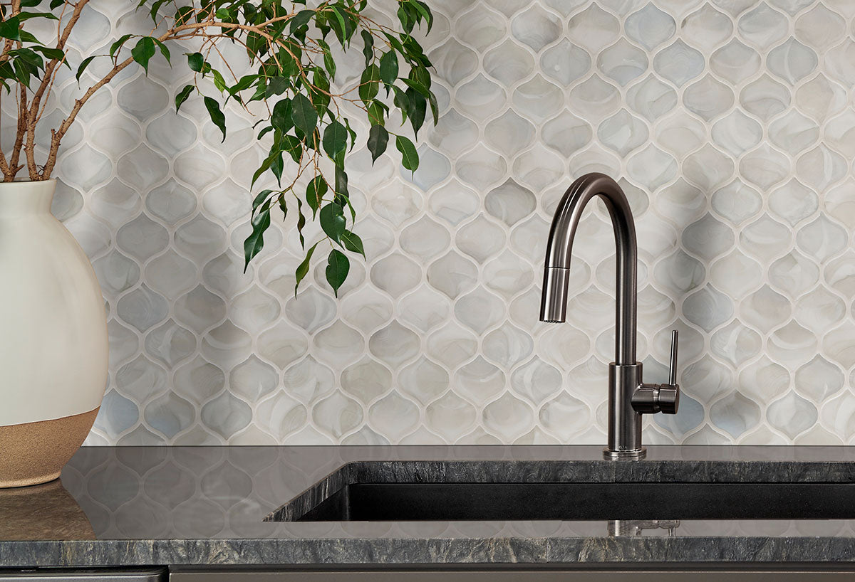 MSI Pearla Arabesque Glass Mosaic Tile — surface detail in natural tonality