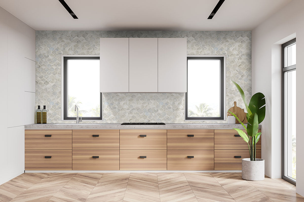 MSI Pearla Arabesque Glass Mosaic Tile — surface detail in natural tonality