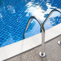 MSI Praia Carrara Porcelain Coping — surface detail in natural tonality