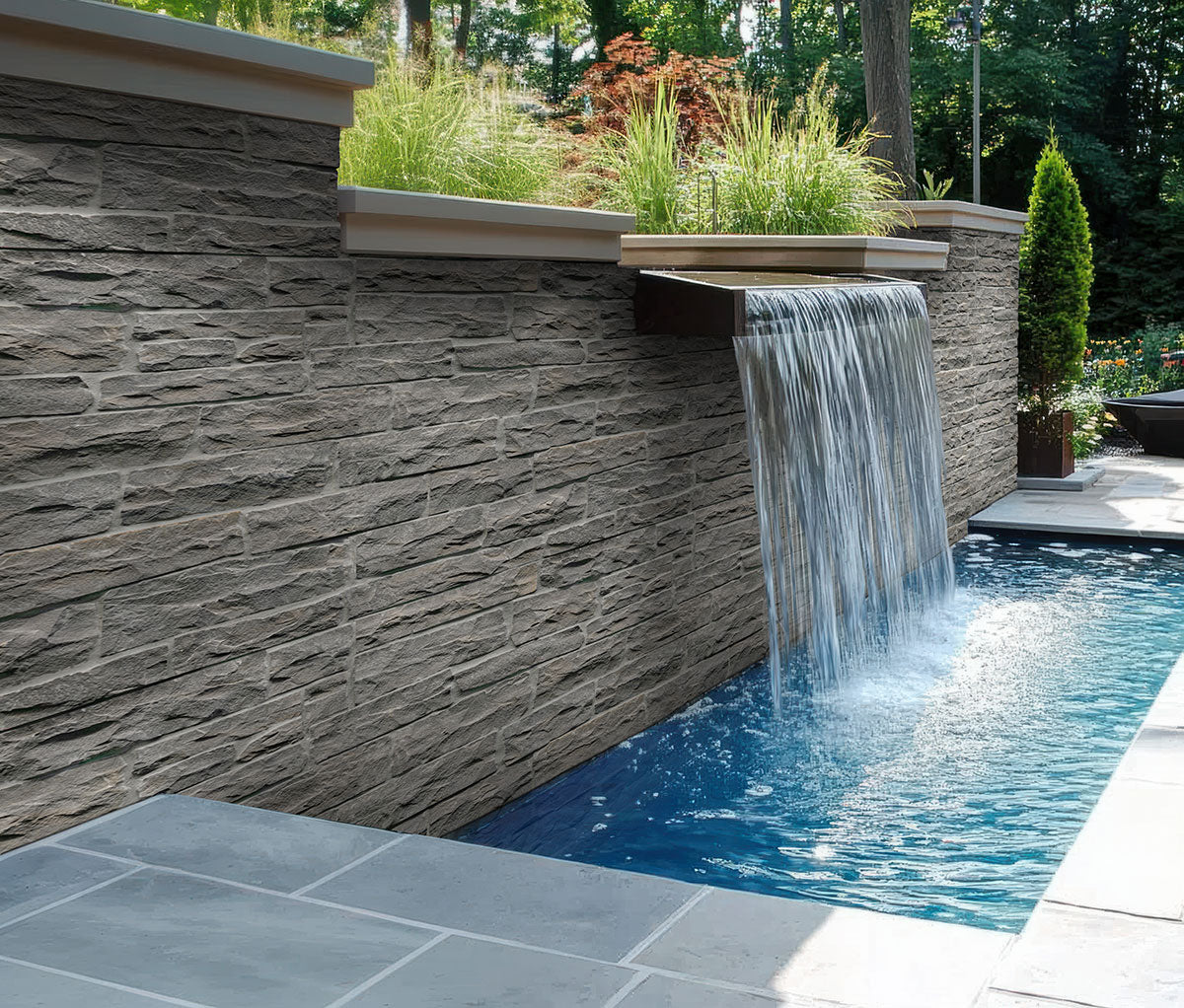 MSI Sable Hills Rockmount Veneers — surface detail in natural tonality