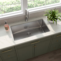 MSI Handcrafted 16G 3219 Sinks — surface detail in natural tonality