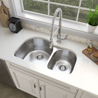 MSI 18G 60/40 — surface detail in natural tonality heavy-gauge undermount single-bowl kitchen sink