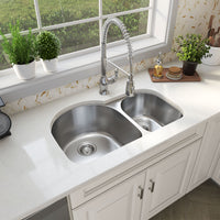 MSI 18G 60/40 — surface detail in natural tonality heavy-gauge undermount single-bowl kitchen sink