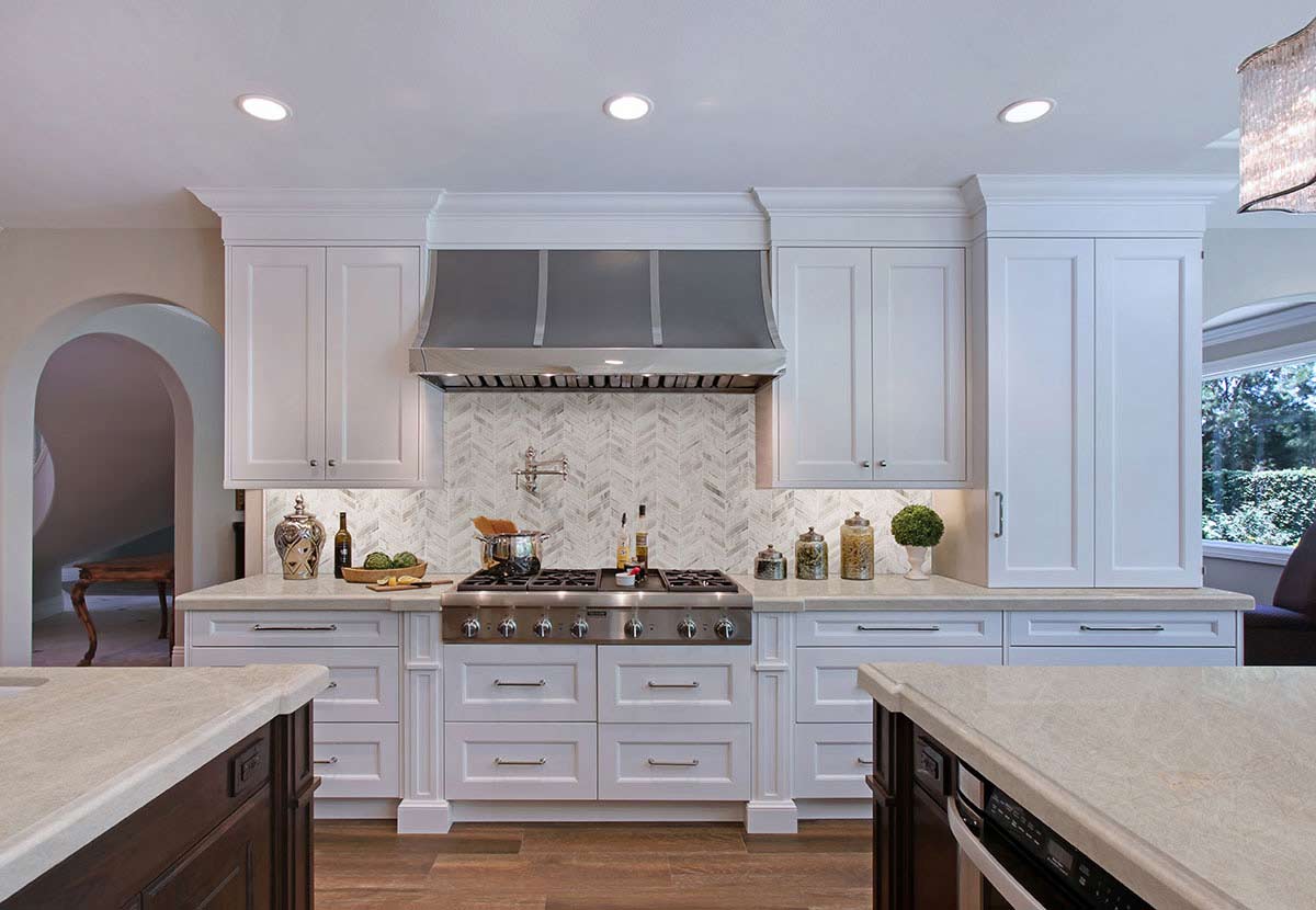 MSI Palisandro Chevron Polished Natural Stone Mosaic — room scene
