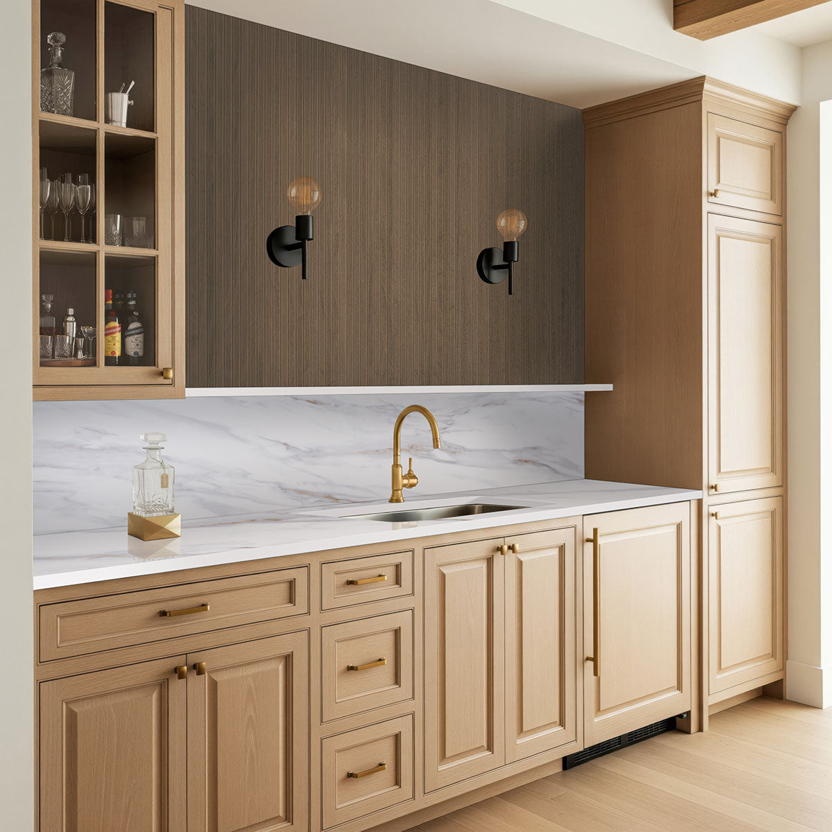 MSI Urbanslat Tawny 16 x 48 Matte — surface detail in natural tonality